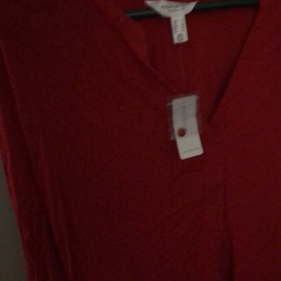 Ladies Blouse style Tops - Picture 2 of 5